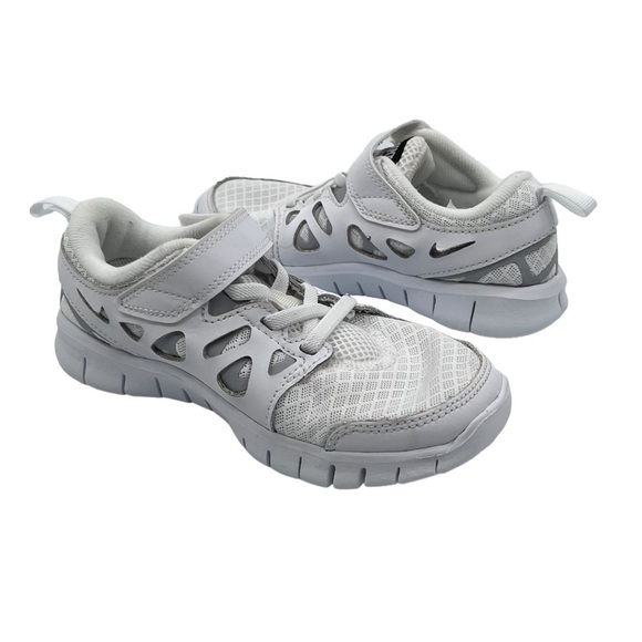 Nike White Free Run 2 Sneakers Size 12 C Toddler - Picture 1 of 9